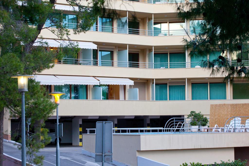 Residence Apartments Anamaria Podstrana Buitenkant foto
