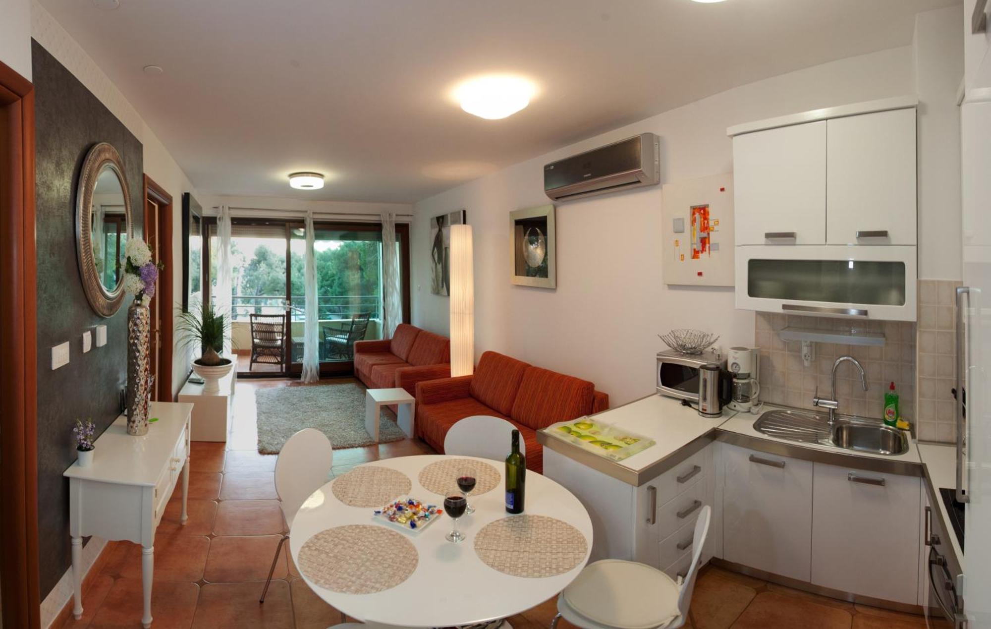 Residence Apartments Anamaria Podstrana Buitenkant foto